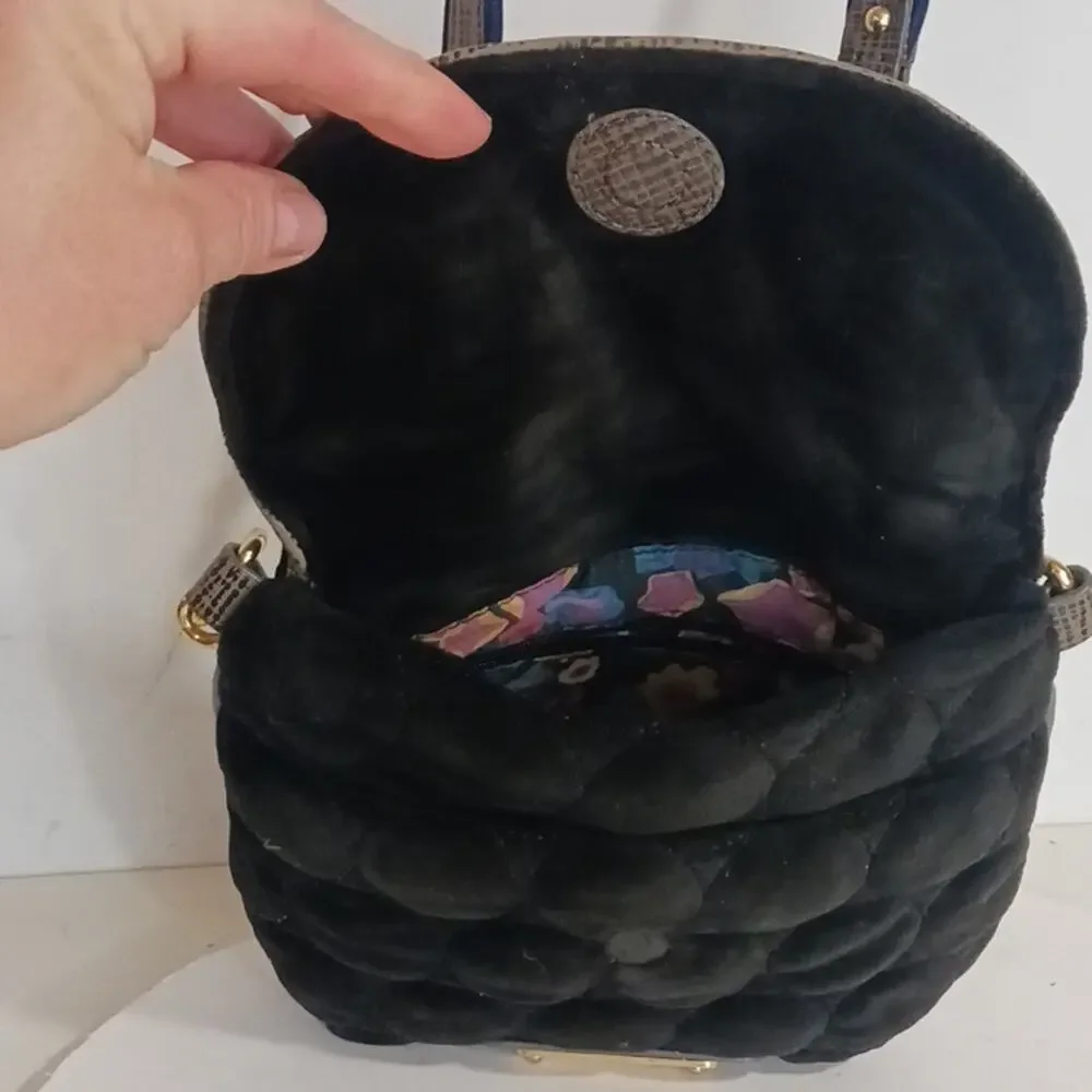 Juicy Couture Black Quilted Velvet Crossbody Bag Gold Chain Hardware - Picture 6 of 9